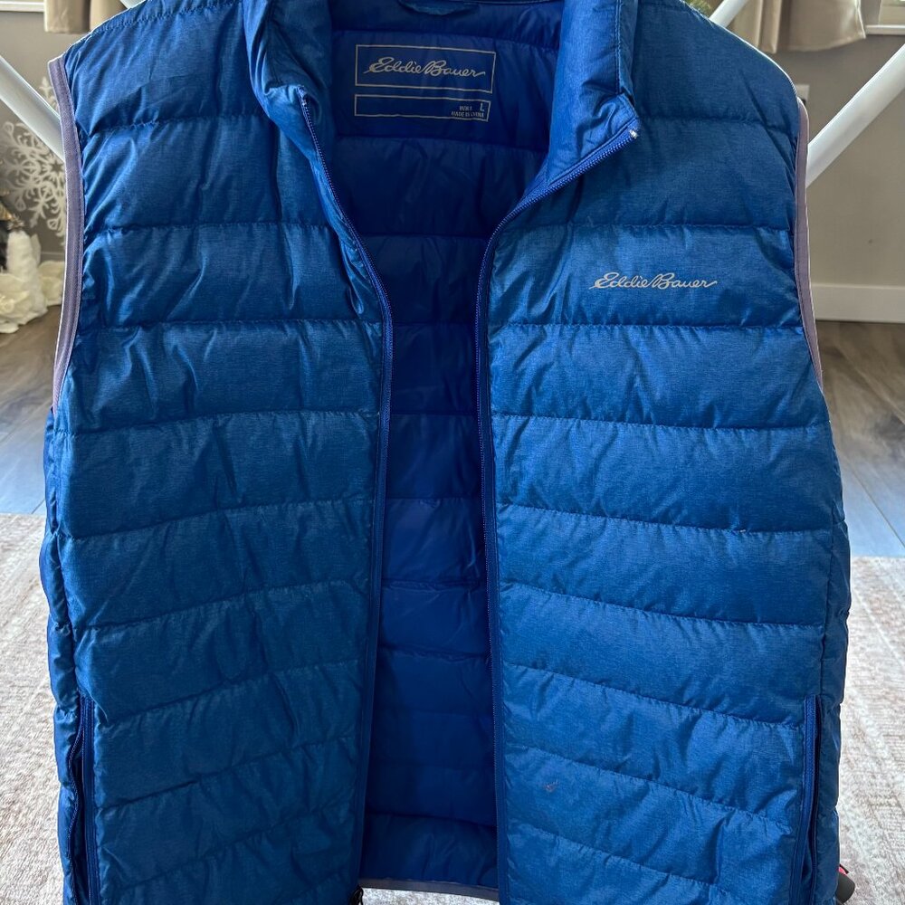 Eddie Bauer Men's Puffer Vest-NWOT-Large